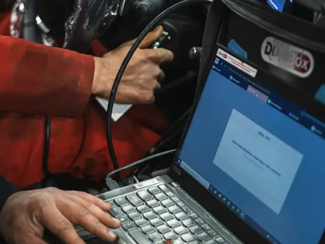 Scan ECU & Reset Error